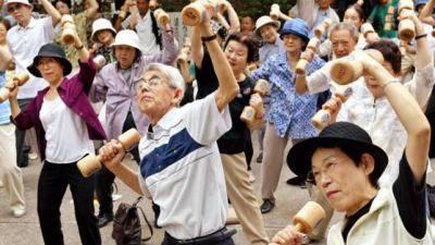 Jepang Hadapi Epidemi Demensia: Tindakan dan Inovasi yang Diterapkan