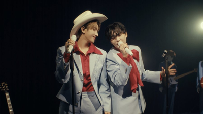 Totalitas! DK dan Seungkwan SEVENTEEN Cover Die With a Smile ala Bruno Mars & Lady Gaga