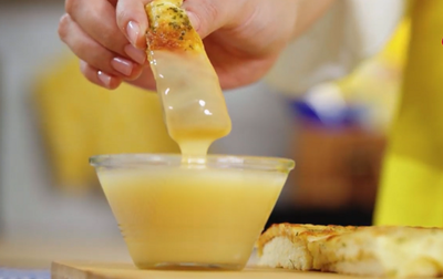 Resep Creamy Cheese Stick, Inspirasi Camilan Praktis untuk Momen Natal dan Tahun Baru