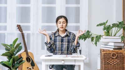 Keseimbangan Hidup di Era Modern: Pentingnya Memprioritaskan Kesehatan Mental dan Fisik