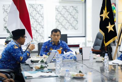 Gubernur Jawa Tengah akan Tetapkan Upah Minimum Serentak 24 Desember 2025