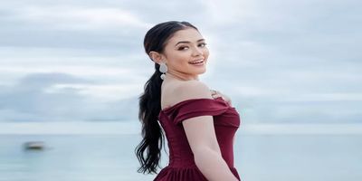 Rinanda Puteri Indonesia Pendidikan 2025 Menjadi Juara 3 Miss Charm 2025