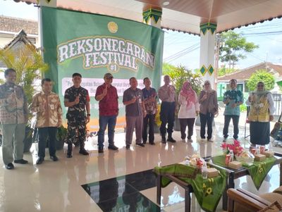 Kolaborasi UMKM Warga Sekitar, Pemkot Jogja Apresiasi Festival Perdana PKBM Reksonegaran