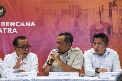 Mensesneg Prasetyo Hadi: Pemerintah Bersama Masyarakat Kerja Keras Pulihkan Sumatra