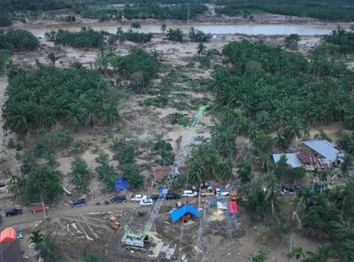 PLN Sulap Crane Jadi Tower Darurat, Listrik Aceh Akhirnya Nyala Lagi!