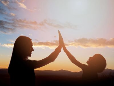 17 Caption Singkat tentang Hari Ibu 2025 dalam Bahasa Inggris yang Penuh Makna dan Bikin Haru