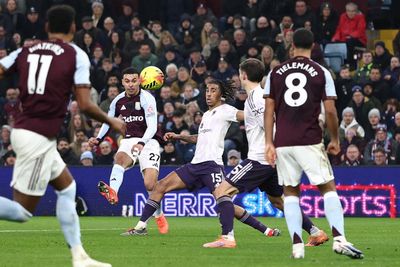 Manchester United Kalah dari Aston Villa, Roy Keane Sebut Banyak Pemain yang Tidak Mau Bekerja Keras