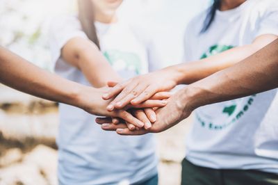 111 Caption tentang Volunteer, Bahasa Inggris dan Artinya!