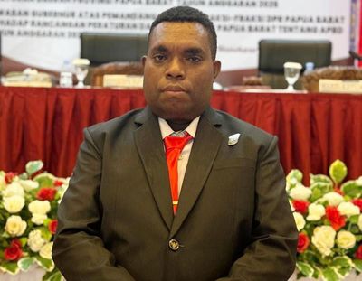 DPR Papua Barat Desak Bupati Teluk Bintuni Tutup Izin Penjualan Miras Setelah Terjadi Aksi Penembakan