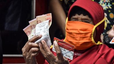 Cara Cek Penerima Bansos Kalsel 2026 Lewat HP: Panduan Lengkap Menggunakan NIK
