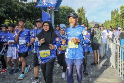 Buka Acara Desember Run 2025 di Magelang, Sumarno Ajak Pelari Peduli Sesama.