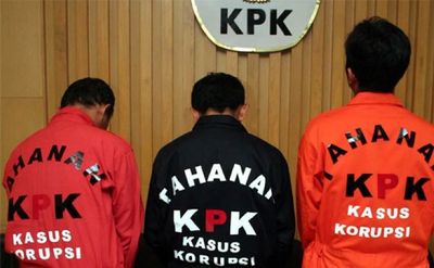 Kilas Balik Korupsi Kalsel 2025: Mengapa Operasi Tangkap Tangan Kembali Marak?