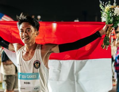 Sepatu Lari Peraih Medali Emas SEA Games 2025 Terjual ke Raffi Ahmad: Dana Lelang untuk Bangun Masjid di Aceh Tamiang