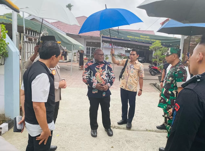 Pesta Kembang Api Nabire, Gubernur Papua Tengah Meki Nawipa Wacanakan Perayaan Terpusat Tahun Baru 2026