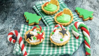 Perbandingan Kue Natal Kering dan Basah dalam Tradisi Indonesia
