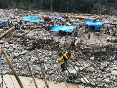 Terobos Medan Ekstrem, Wabup Aceh Tengah Kunjungi Kampung Terisolir Pascabencana