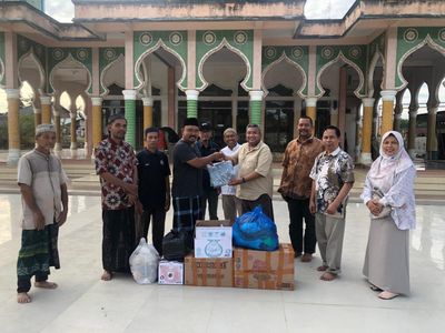 ICMI Aceh Ajak Warga Gotong Royong Bersihkan Masjid Pascabanjir di Aceh Timur