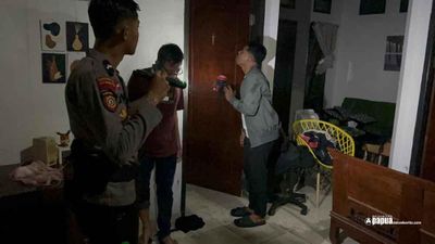 Respon Cepat Operasi Lilin Mansinam 2025, Polisi dan Tim Gabungan Sigap Tangani Kebakaran Permukiman Warga di Manokwari