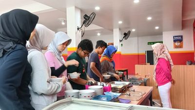 Nikmatnya Bakso Bunda Boyolali, Ambil Sendiri Harga Mulai Rp500 per Butir Cocok untuk Liburan Tahun Baru