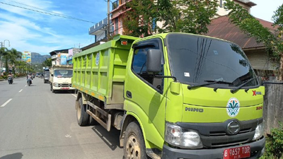 Aceh Tengah Dapat Dump Truk Hibah, Dorong Target Kabupaten Bersih 2025