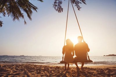 Stop Dewakan Cinta! Ini Satu Jurus Rahasia Agar Hubungan Tahan Banting Menurut Psikolog