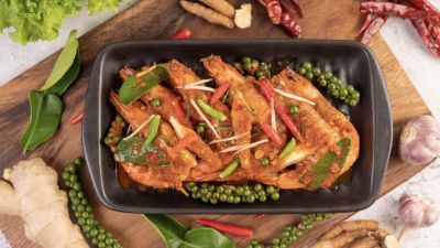 Kelezatan Ayam Rica-Rica: Pedas dan Aromatik dari Sulawesi