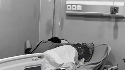 Anak Kecil Panik Temani Ibunya di Ruang IGD, Cerita Perawat Ini Bikin Warganet Ikut Terharu