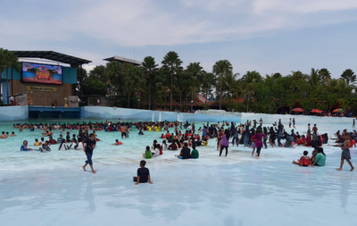 Liburan ke Malang Makin Pecah. Rasakan Sensasi Tsunami di Hawaii Waterpark