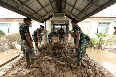 TNI Kerahkan 15 Batalyon Tambahan, Percepat Pembangunan Jembatan dan Hunian Pascabencana di Sumatera