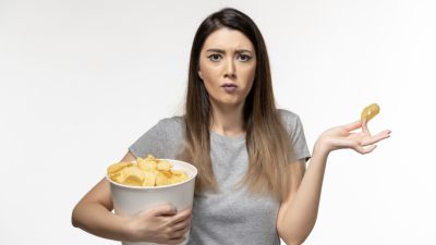 Efek Ngemil Terhadap Metabolisme yang Sering Terabaikan