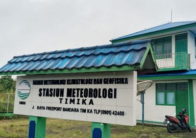 Panas Menyengat di Tengah Guyuran Hujan, Timika Alami Pola Cuaca Tak Lazim di Akhir 2025