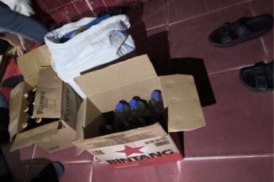 Jelang Tahun Baru, Ratusan Botol Miras di Kabupaten Gorontalo Disita Polisi