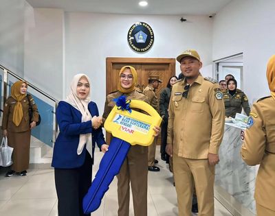 CSR BPR Bahteramas Tambah Armada Sampah Kendari, Dua Unit Diserahkan ke Pemkot