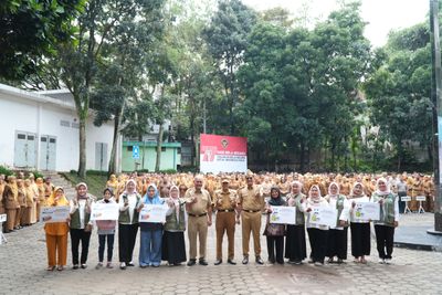 Apel HKSN 2025 di Cimahi, Pemerintah Daerah Salurkan Bantuan Produktif
