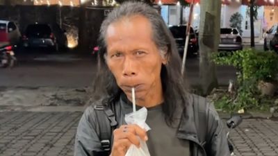 Cewek Ini Berpamitan Resign, Obrolannya dengan ODGJ Justru Bikin Senyum