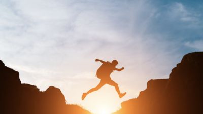 Dari Ketakutan ke Motivasi: Bagaimana Rasa Takut Gagal Mendorong Usaha Lebih Keras