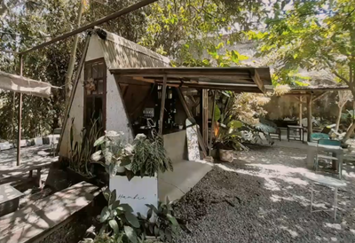 Hambre Cafe Malang, Tempat Ngopi Rasa Kebun di Tengah Kota