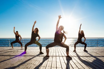 111 Caption Bahasa Inggris tentang Olahraga Zumba, Lucu!