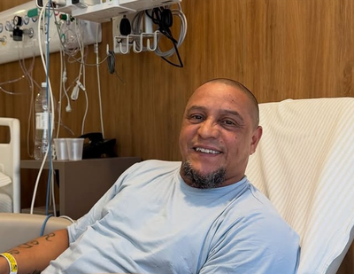 Tes Medis pada Kaki, Legenda Real Madrid Roberto Carlos Malah Harus Jalani Operasi Jantung Darurat