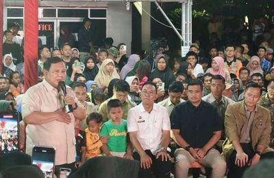 Suasana Tahun Baru di Pengungsian Tapsel, Warga Senang Rayakan Bersama Presiden Prabowo