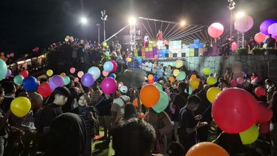 Meriah Tanpa Kembang Api, HEHA HORE 2026 di HeHa Sky View Jogja Terbangkan 1.000 Light Balloon Sebagai Doa dan Harapan untuk Korban Bencana Sumatra