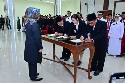 Lantik 155 Pejabat Jelang Pergantian Tahun, Bupati Sukoharjo Ingatkan Fokus pada Pelayanan Publik