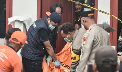 Polisi Selesai Autopsi Jasad 1 Keluarga Tewas Misterius di Kontrakan Warakas, Apa Hasilnya?