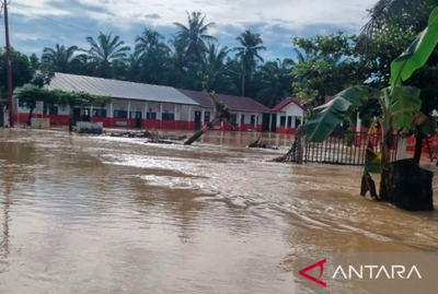 Desa Bandar Tarutung Kembali Terisolasi Usai Banjir Bandang