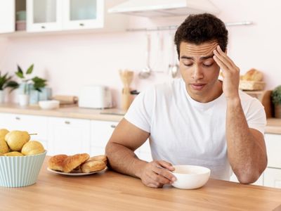 7 Makanan Pereda Sakit Kepala yang Mudah Ditemukan, Aman, dan Bikin Badan Lebih Enakan
