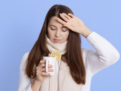 7 Minuman Pereda Sakit Kepala yang Mudah Ditemukan, Simpel tapi Ngaruh