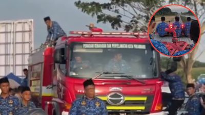 Petugas Damkar Kota Pekanbaru Utamakan Tugas Saat Momen Pengangkatan PPPK