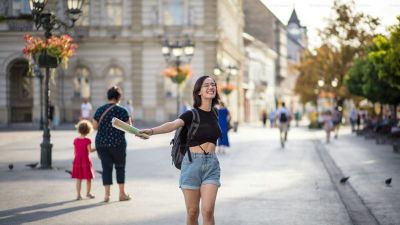 Menjaga Kemanusiaan di Tengah Hiruk-Pikuk Kota Besar