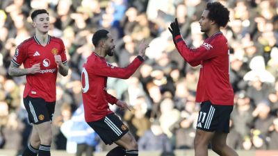 Matheus Cunha Akrab dengan Joshua Zirkzee di Lapangan Hijau