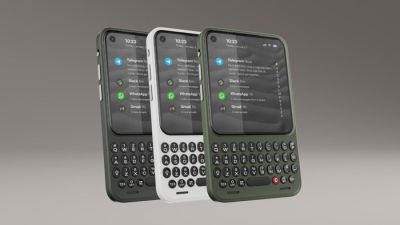 Peluncuran Ponsel Clicks Communicator, Memadukan Desain Klasik dan Teknologi Modern